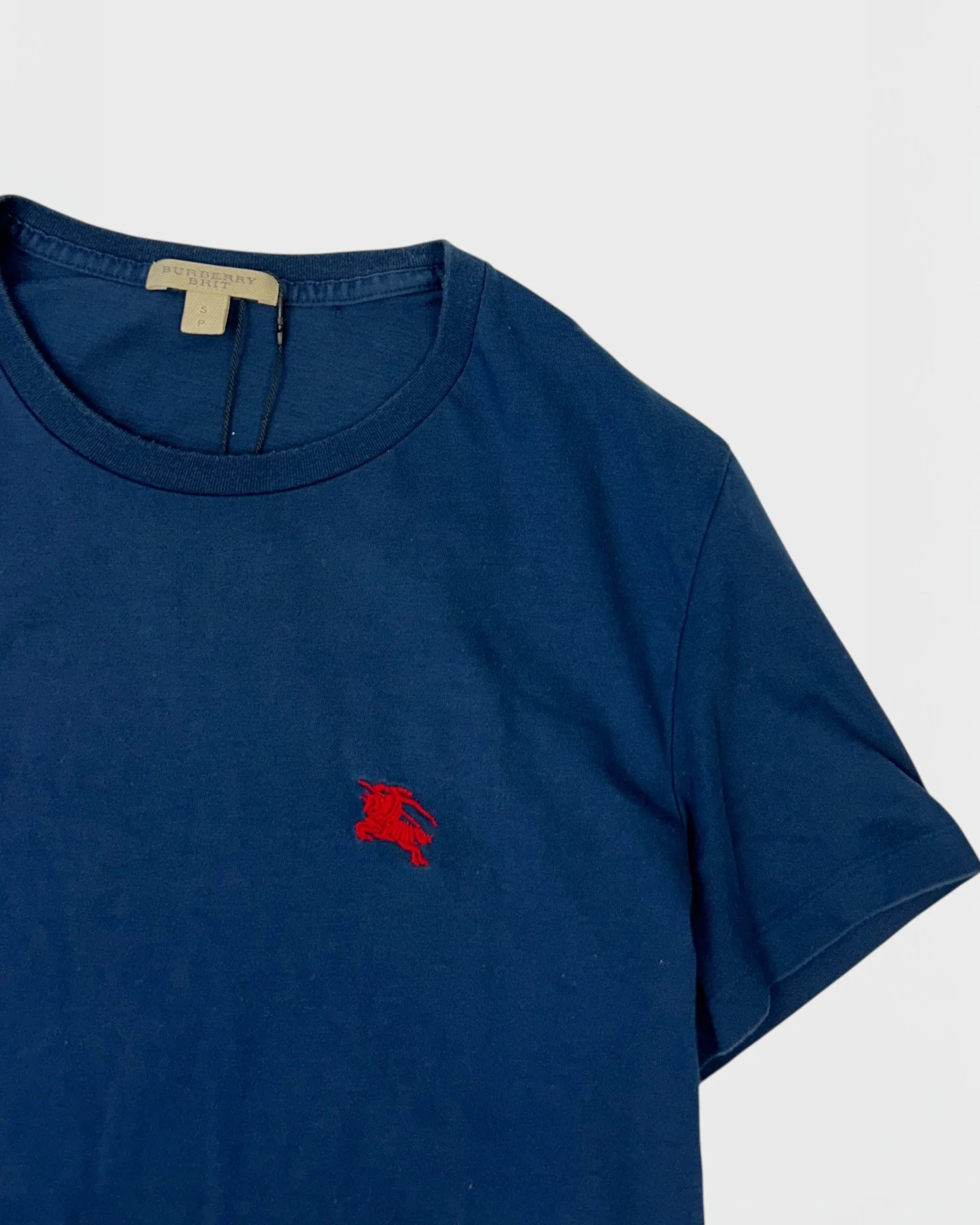Burberry t-shirt
