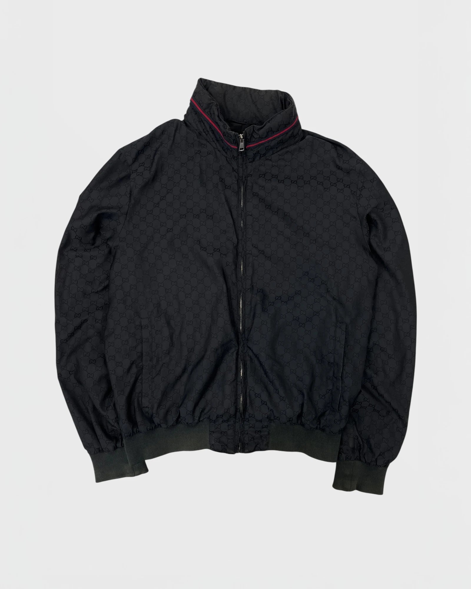 Gucci veste