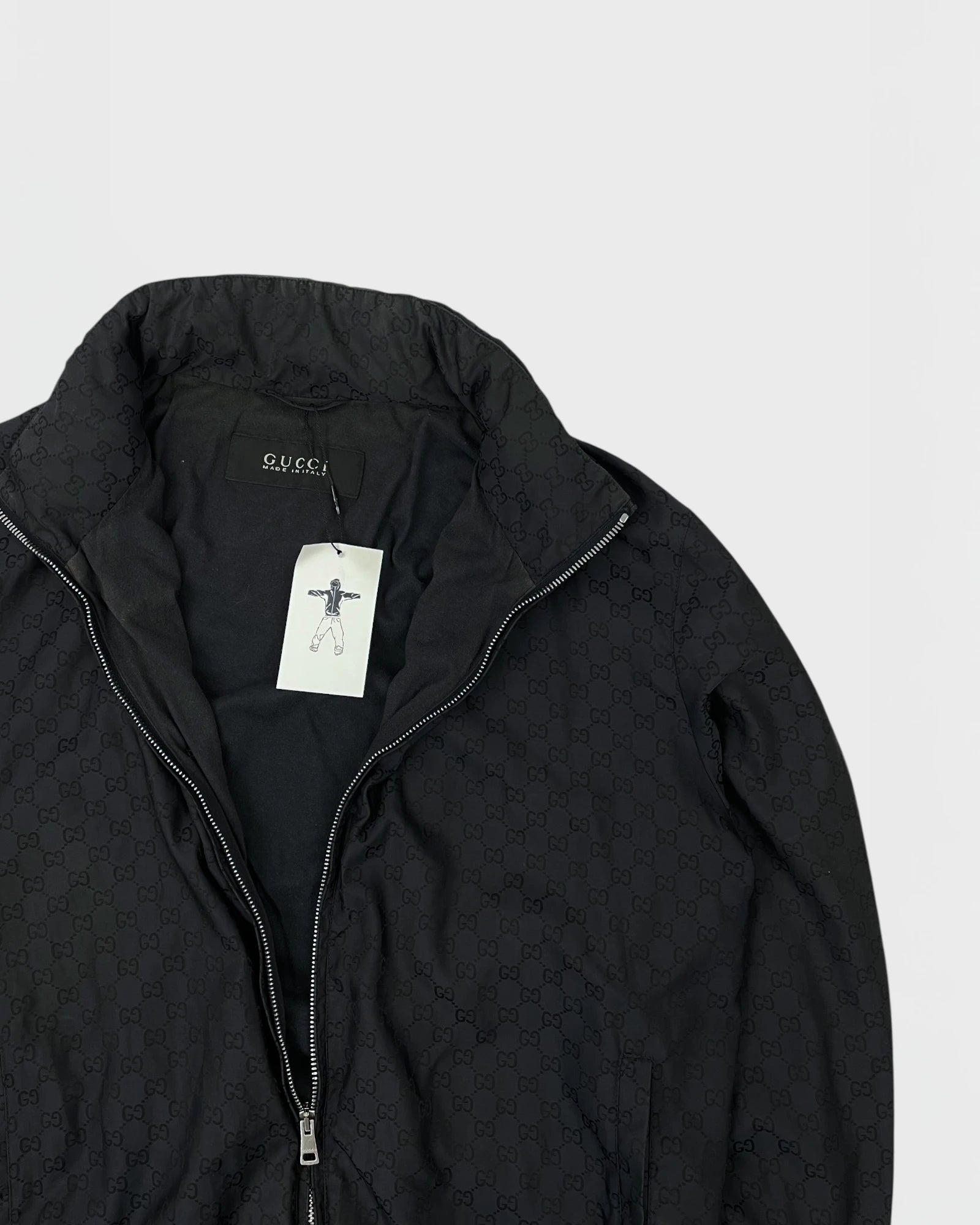Gucci veste