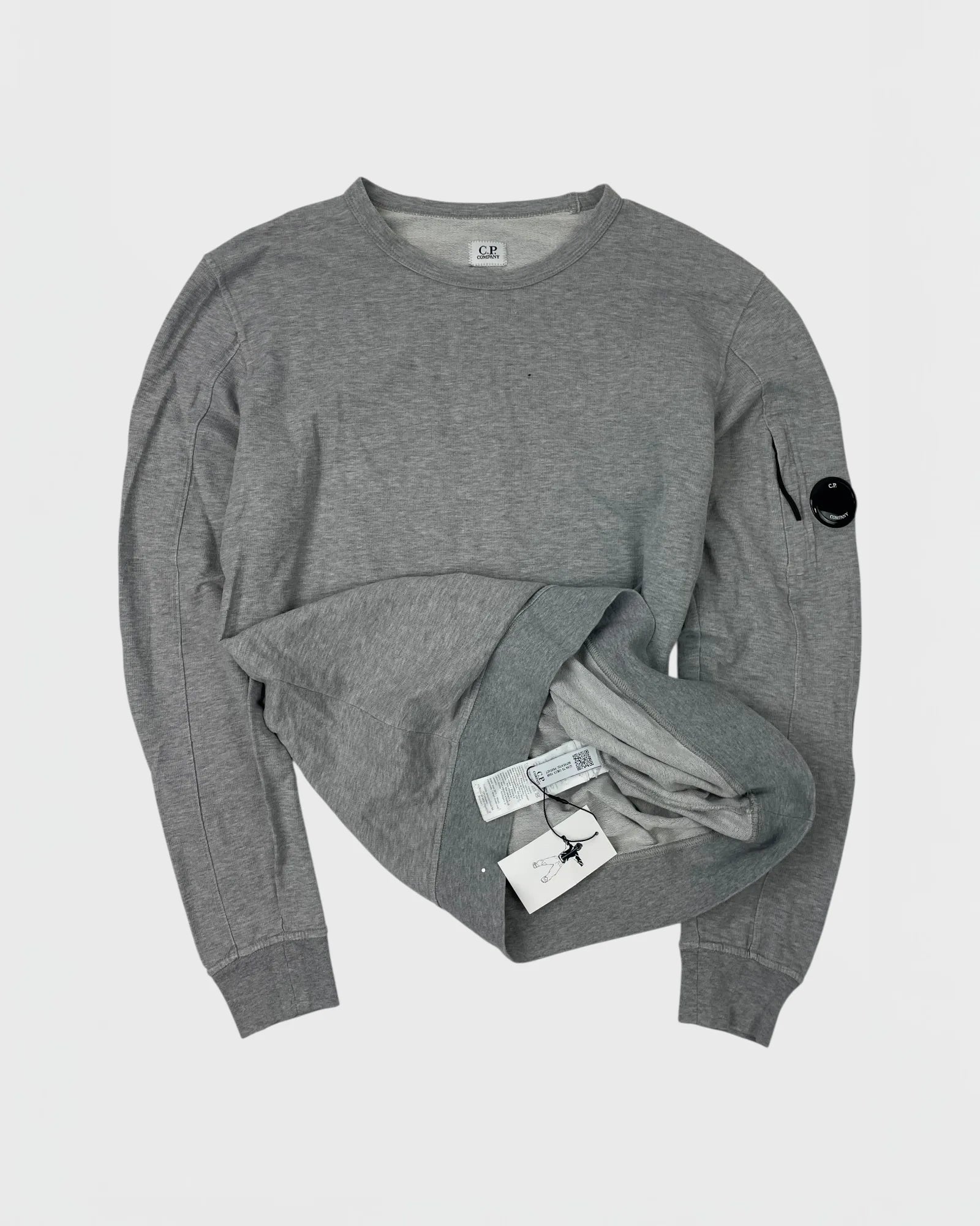 C.P. Company pull