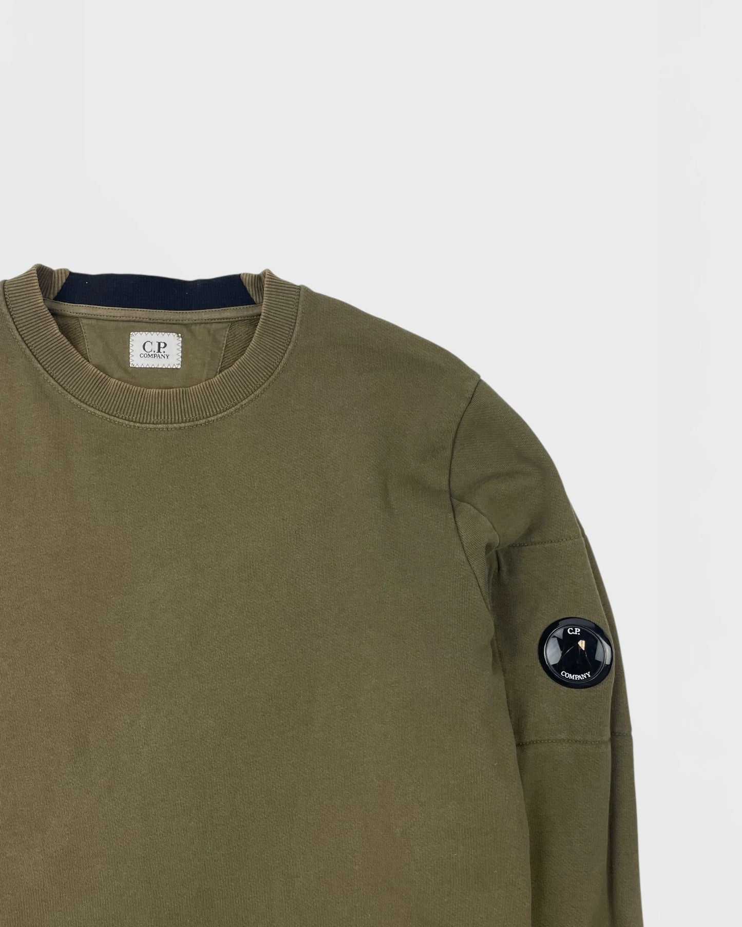 C.P. Company pull