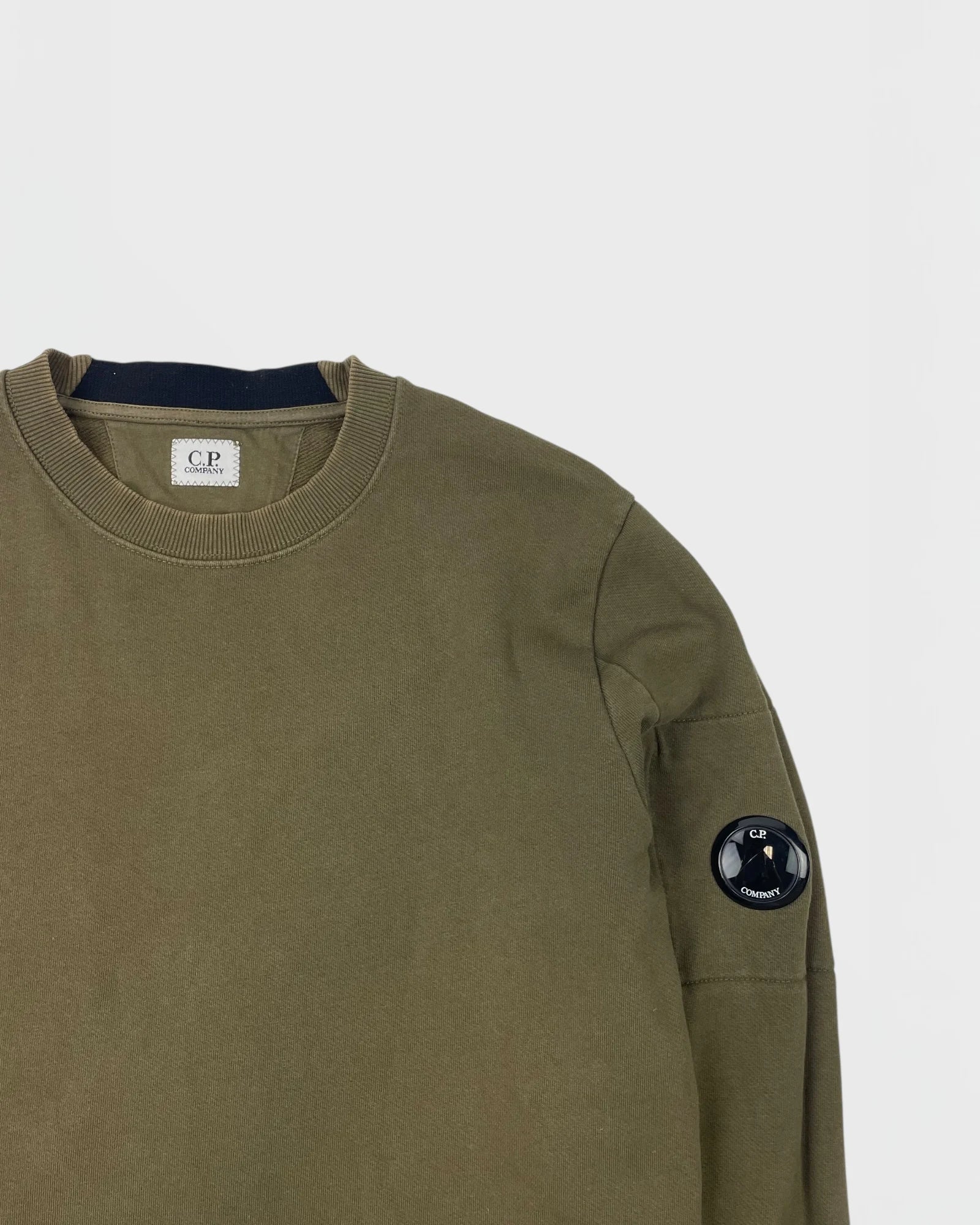 C.P. Company pull