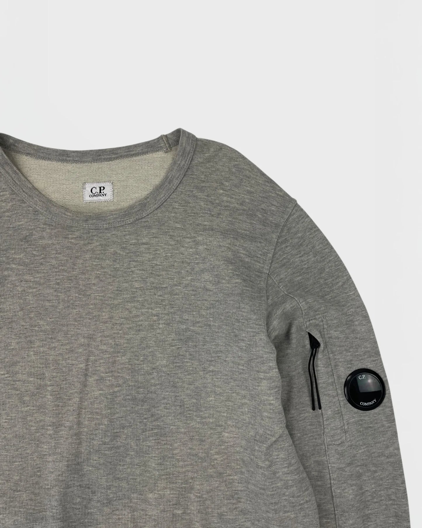 C.P. Company pull