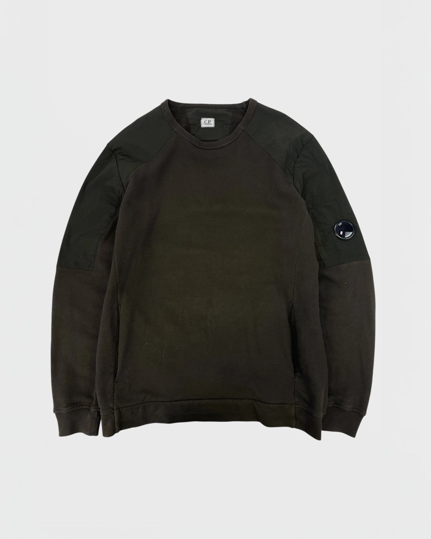 C.P. Company pull