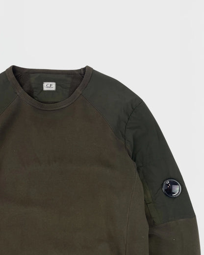 C.P. Company pull