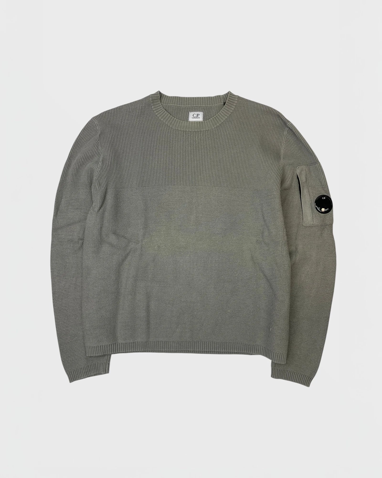 C.P company pull