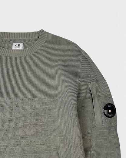 C.P company pull