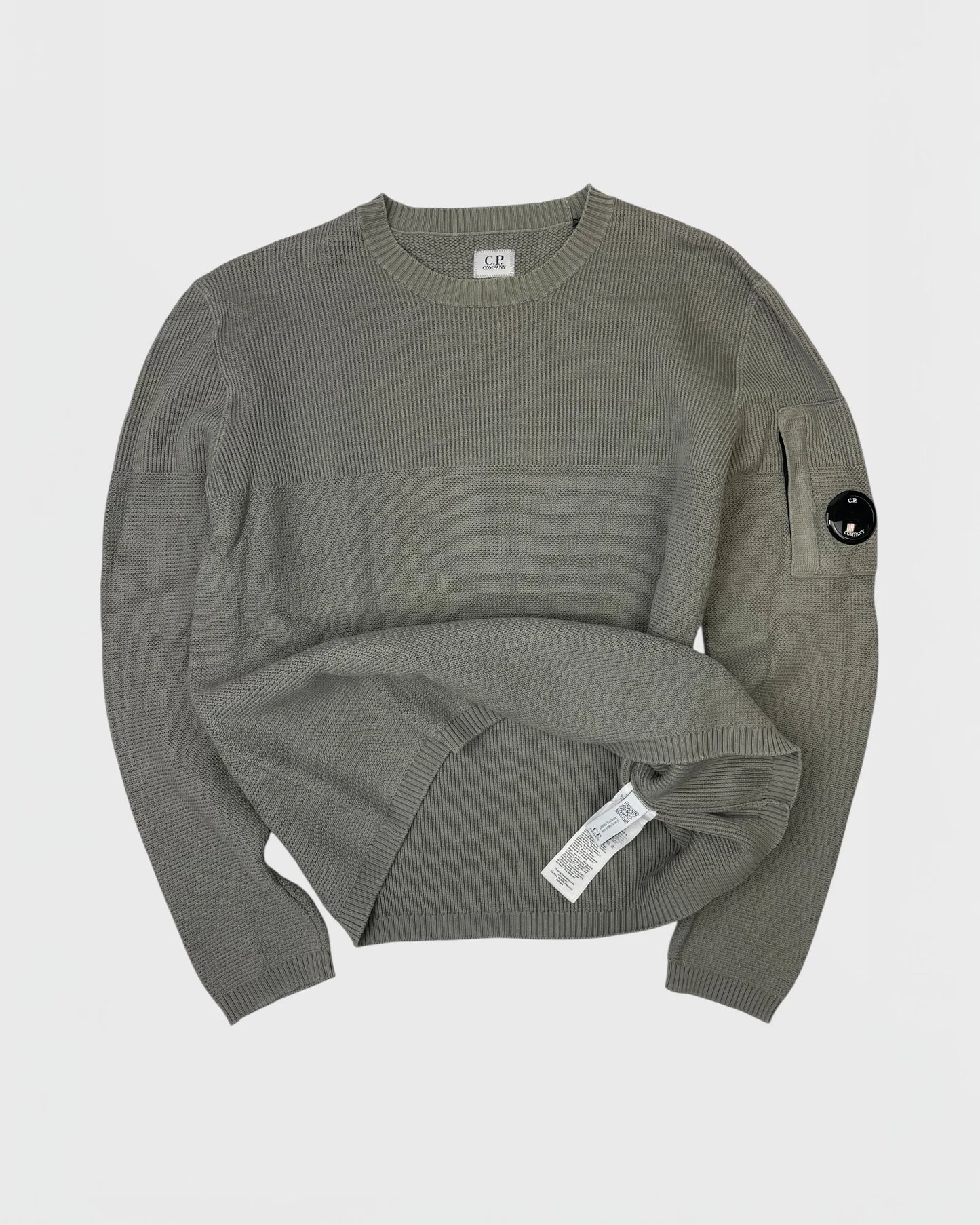 C.P company pull