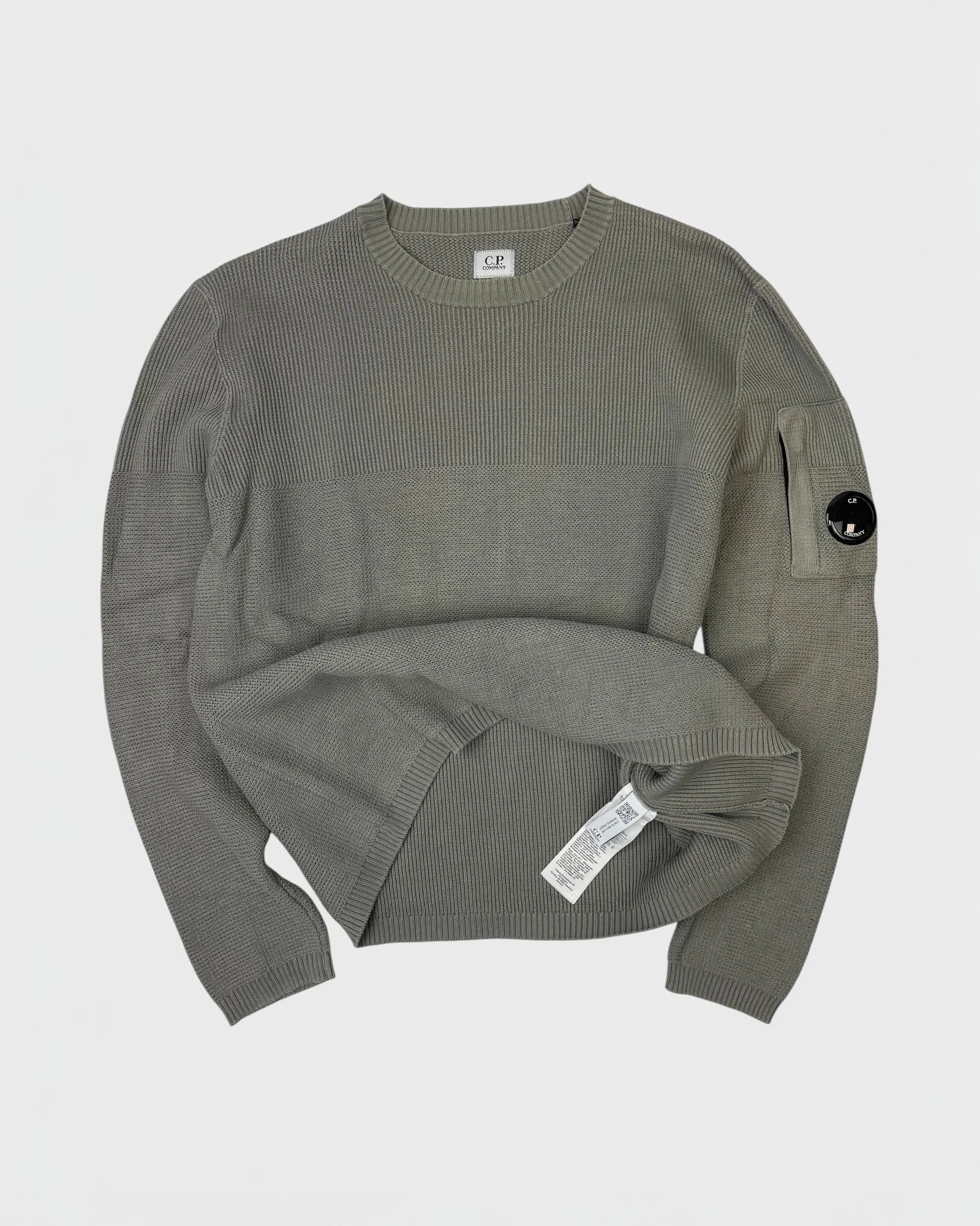 C.P company pull