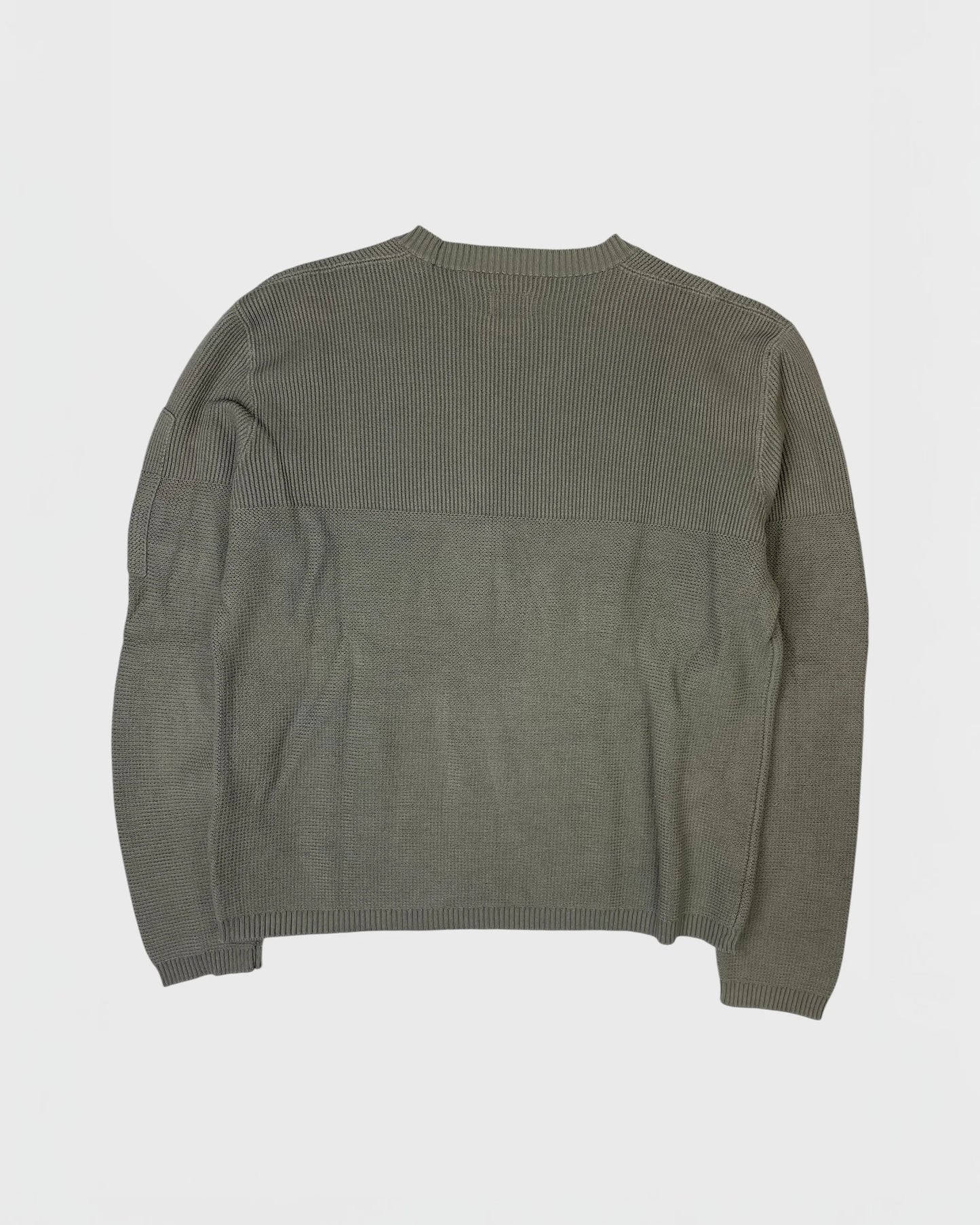 C.P company pull