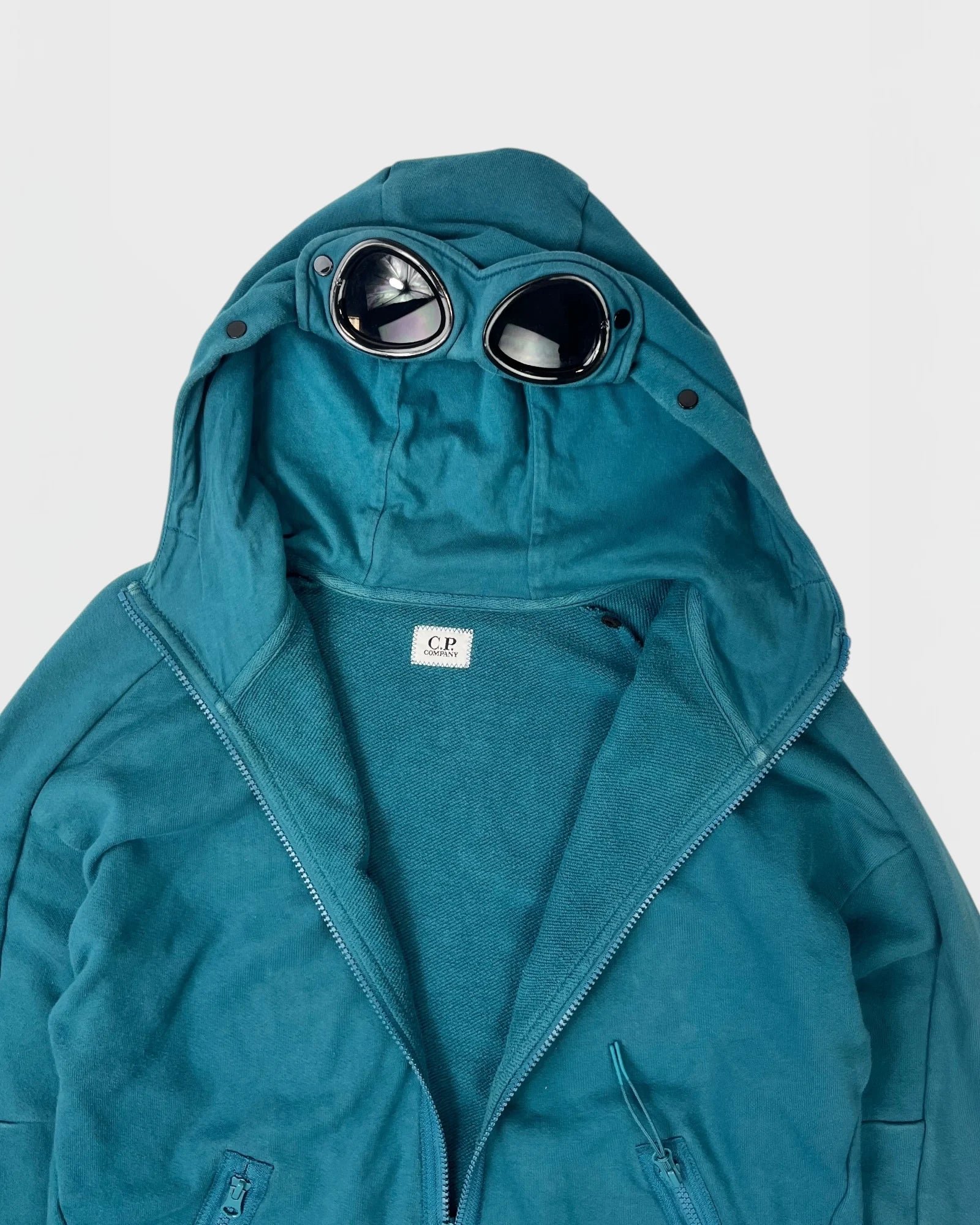 C.P company pull à capuche google
