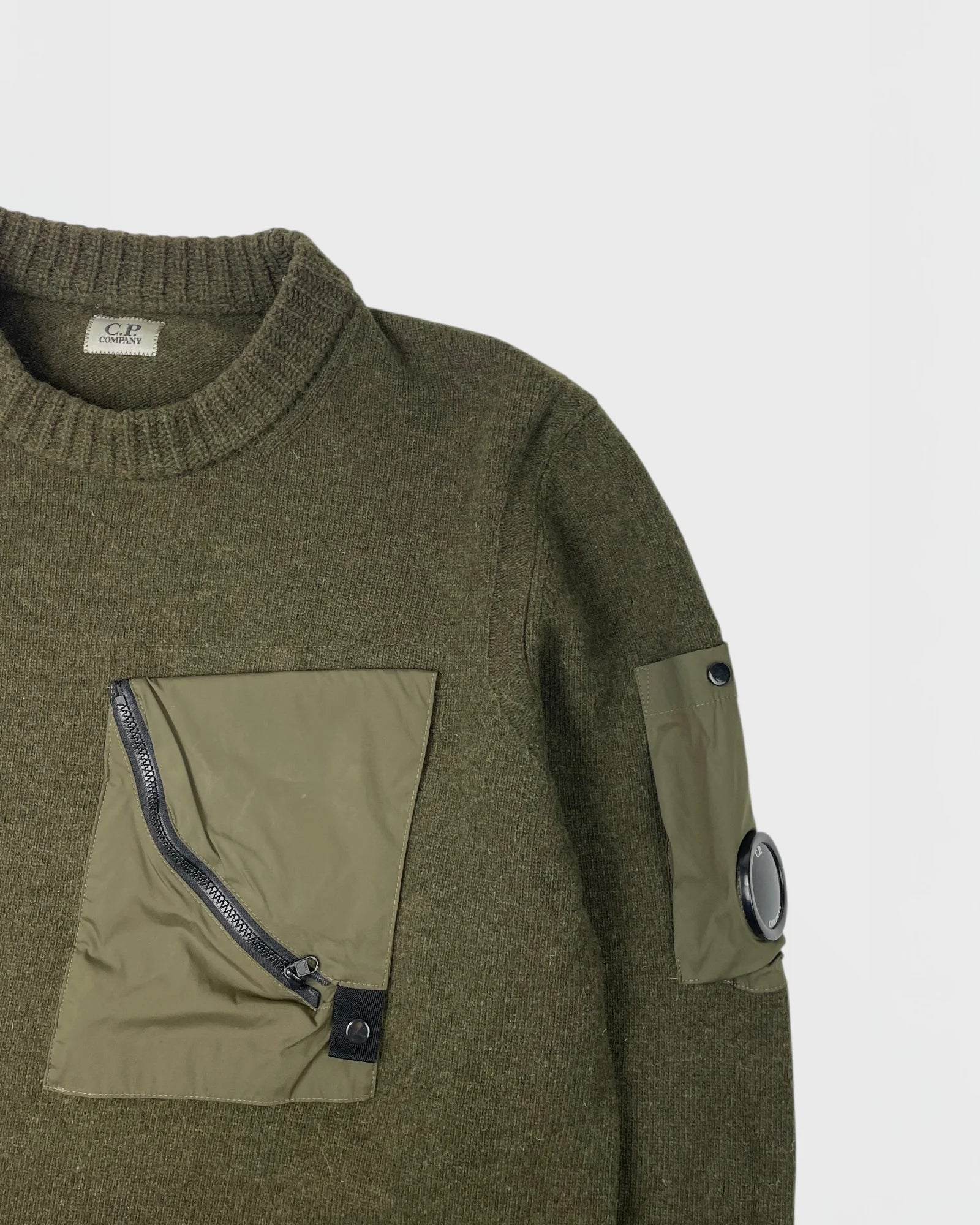 C.P company pull