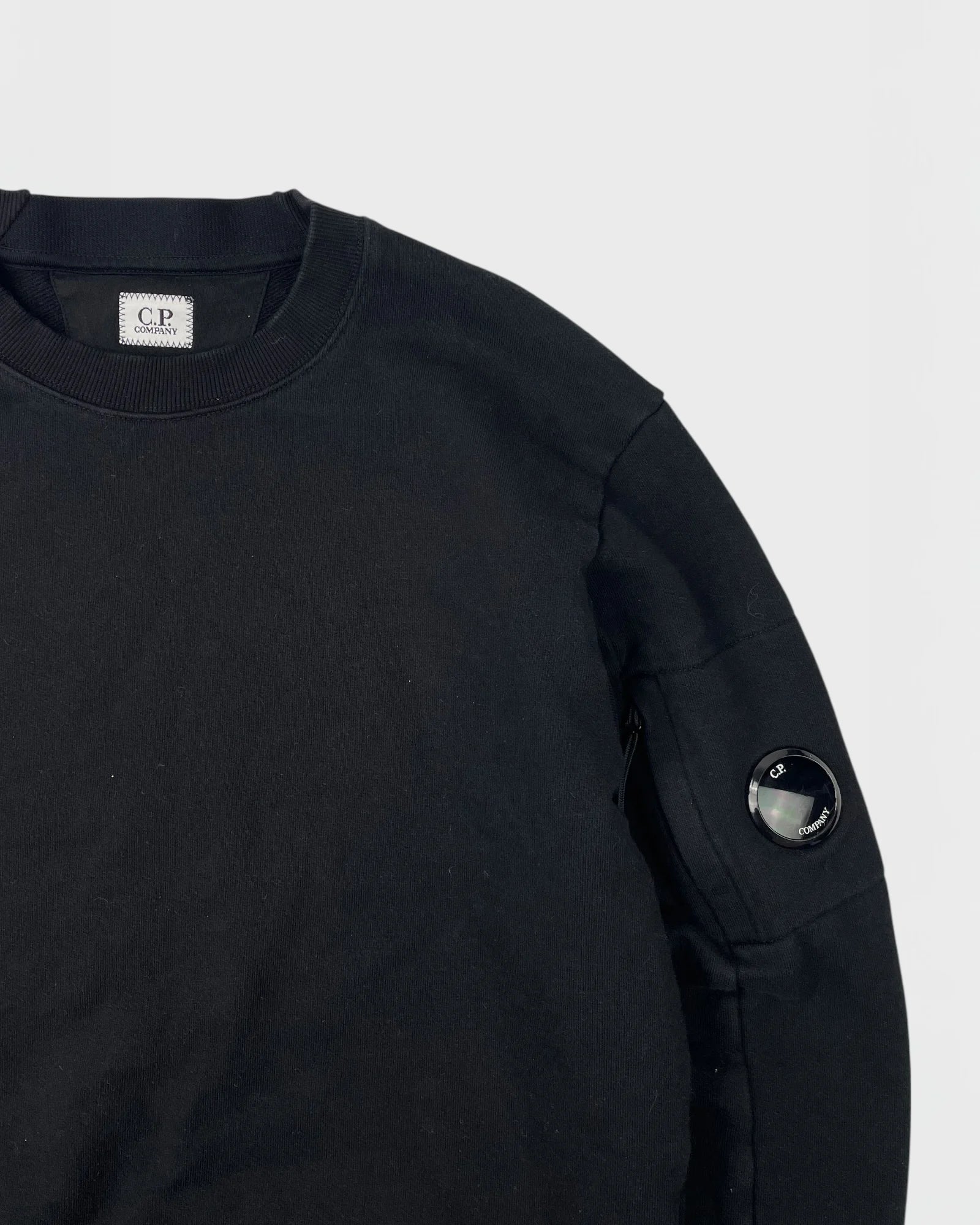 C.P company pull