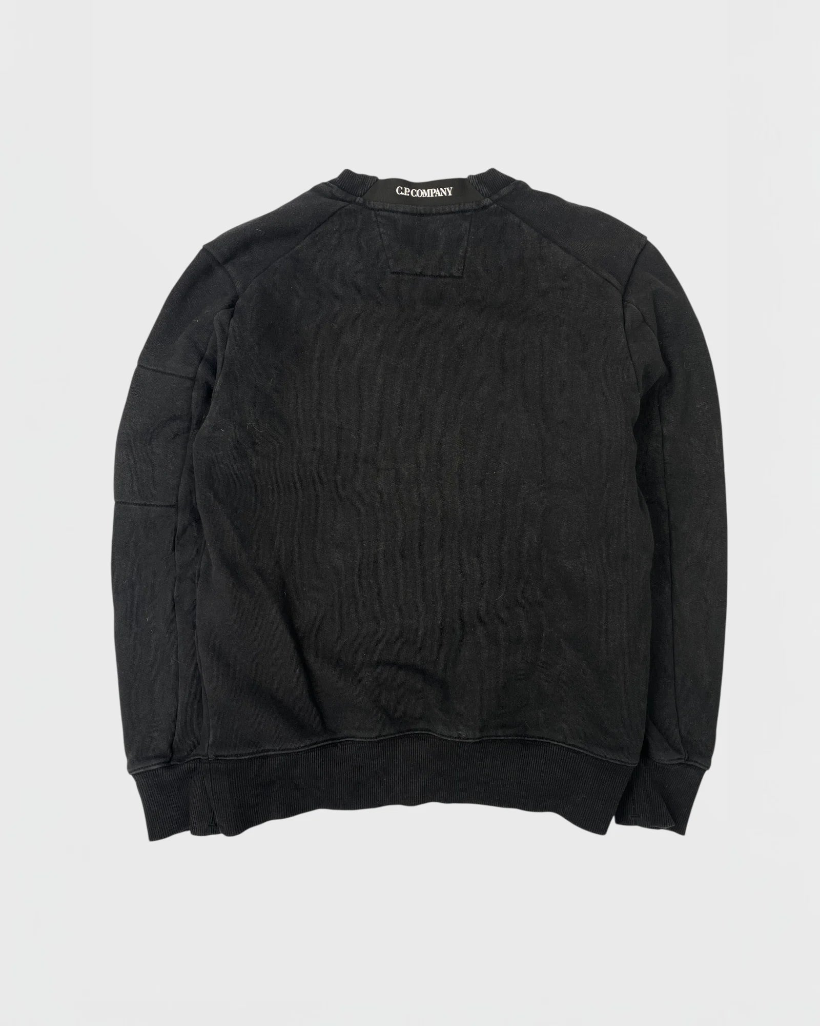 C.P company pull