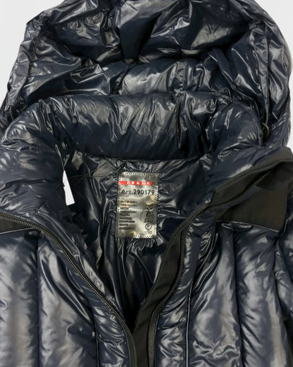 Prada doudoune triangle