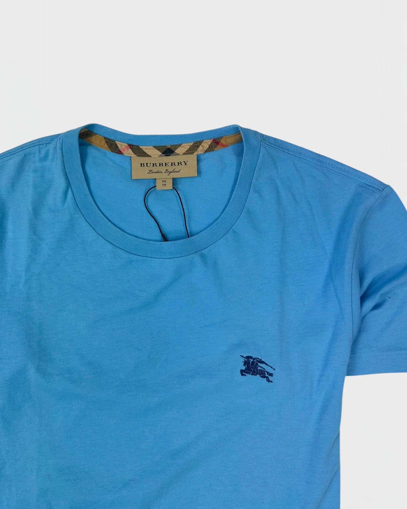Burberry t-shirt