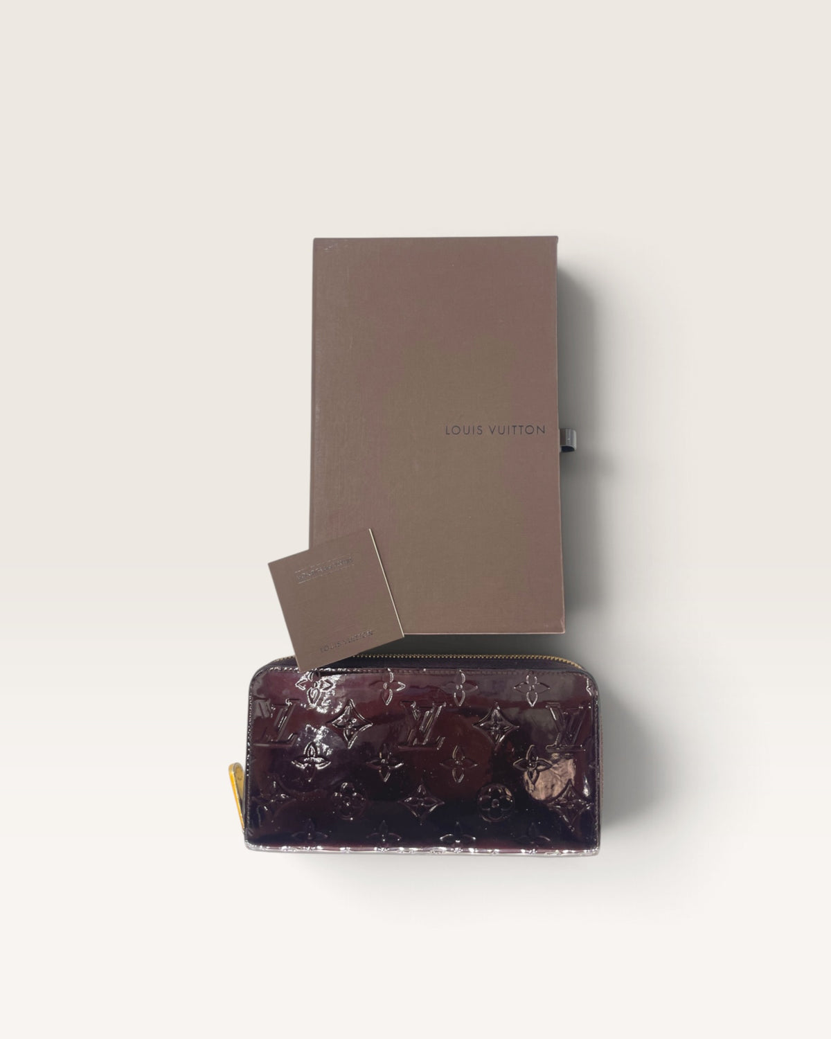 Louis Vuitton Portefeuille cuir verni bordeaux