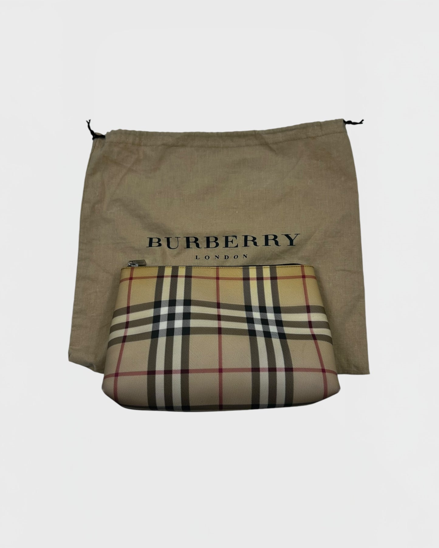 Burberry pouch / pochette