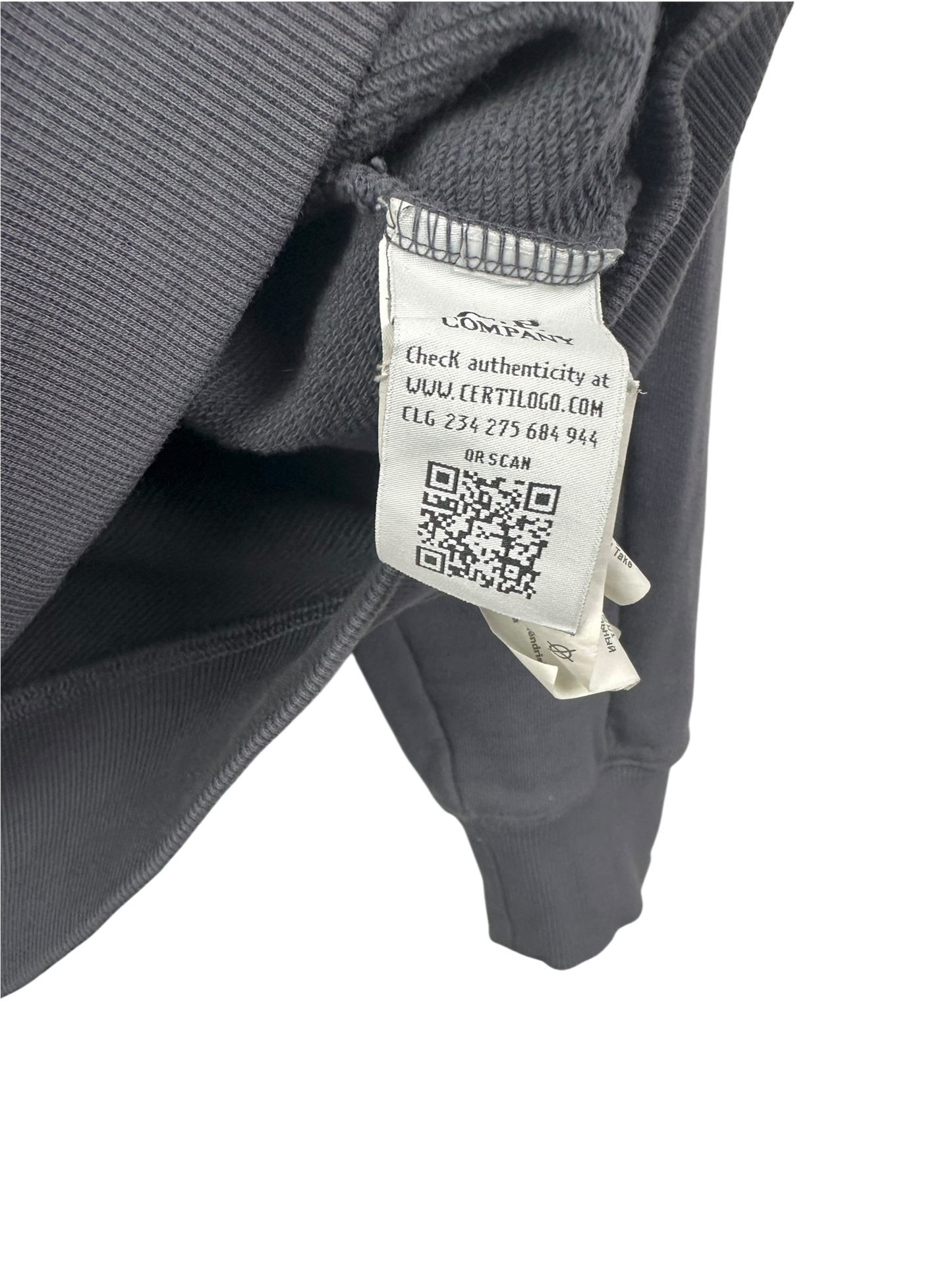 C.P Company Pull