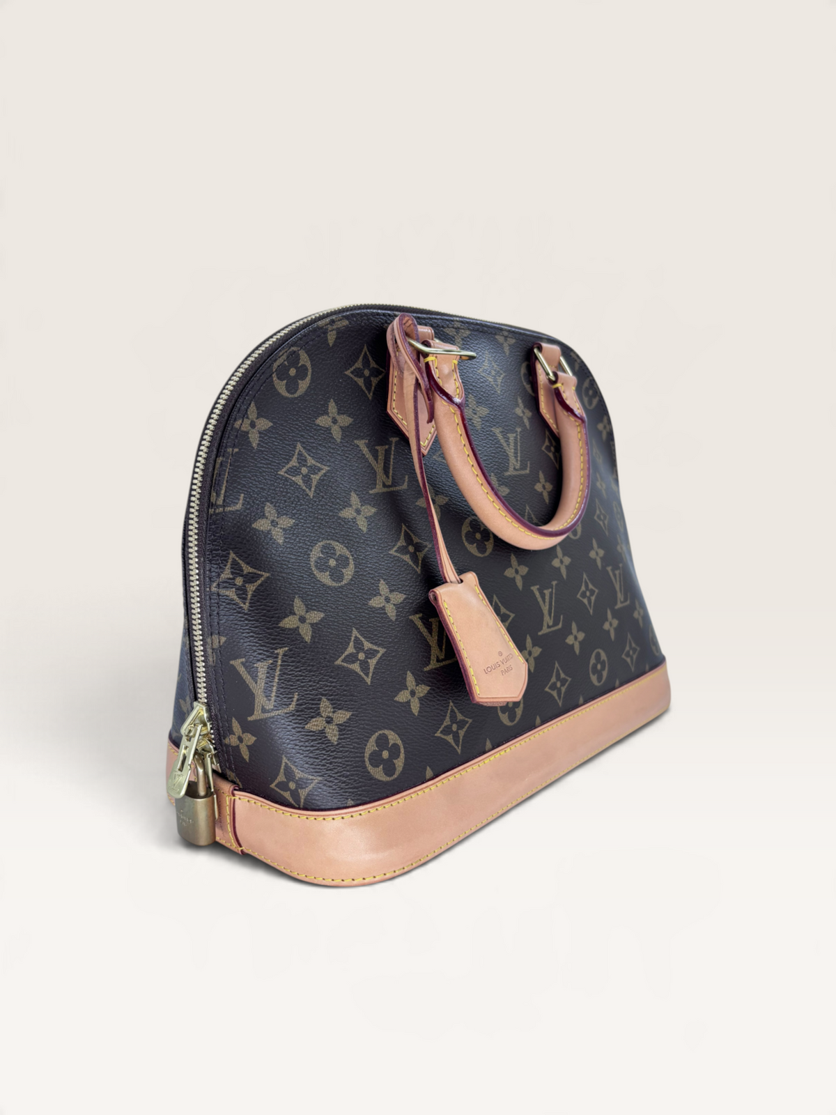 Louis Vuitton Alma sac monogramme