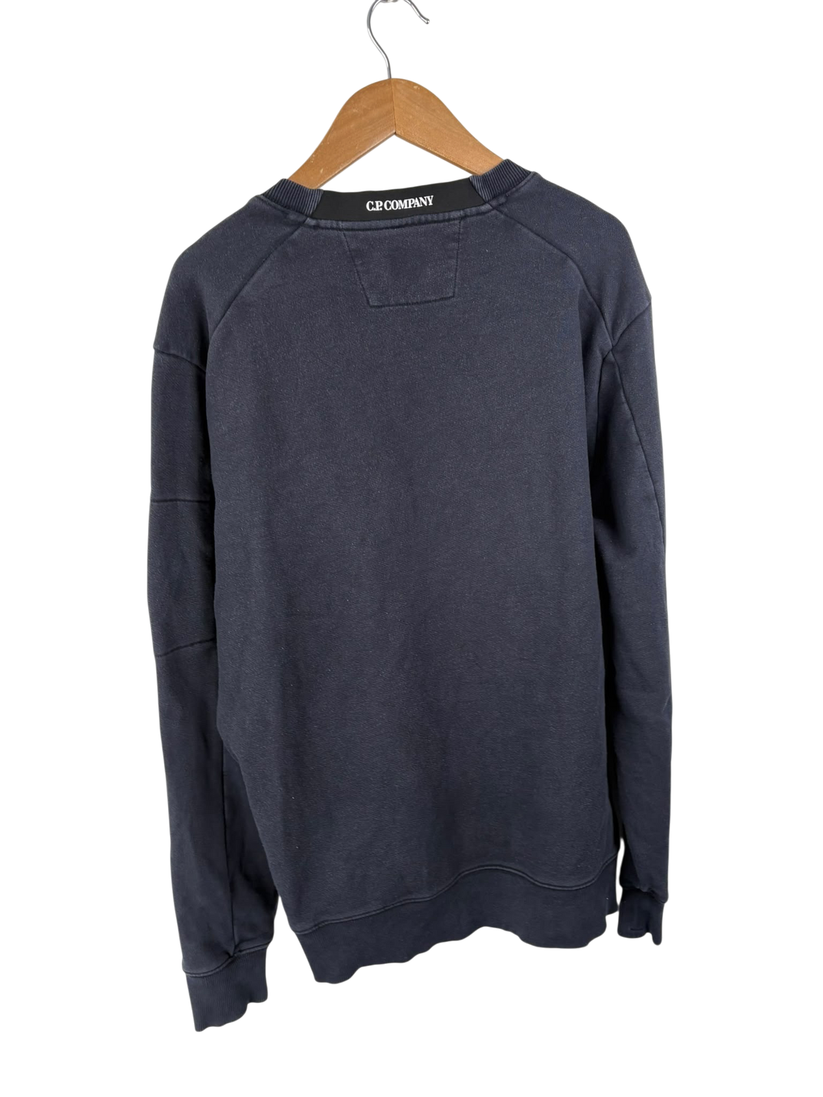 C.P Company pull