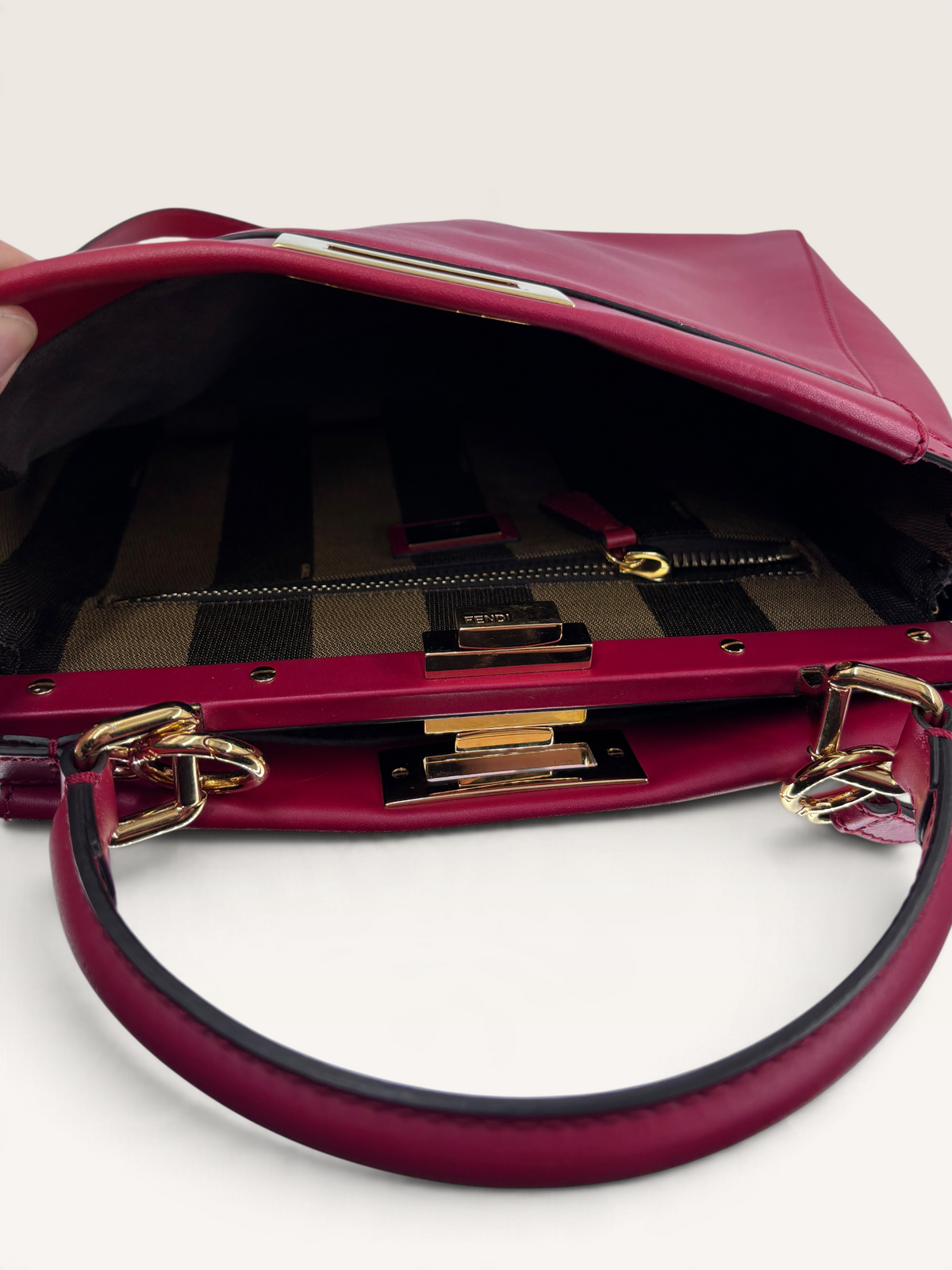 Fendi peekaboo meduim sac neuf