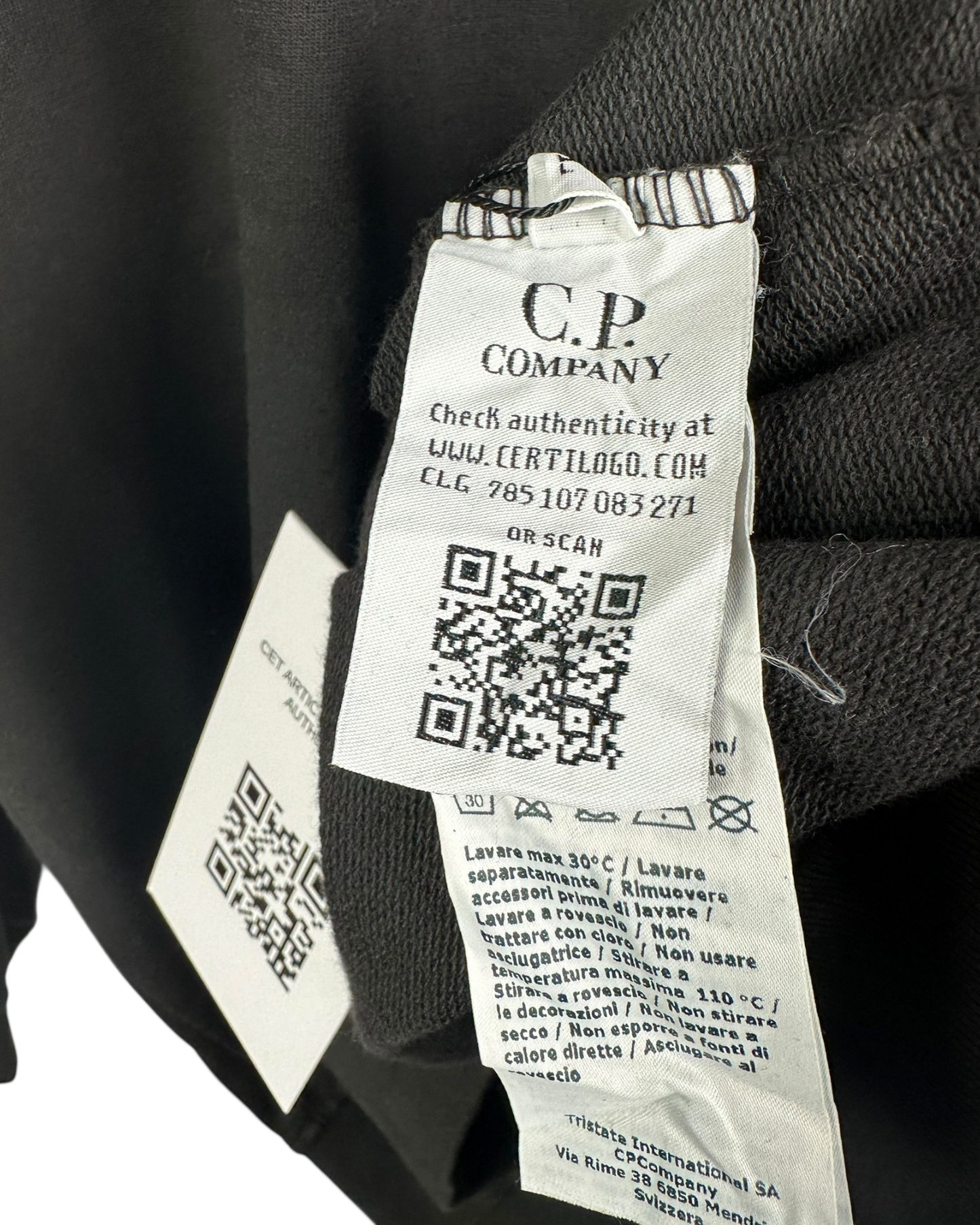 C.P. Company pull