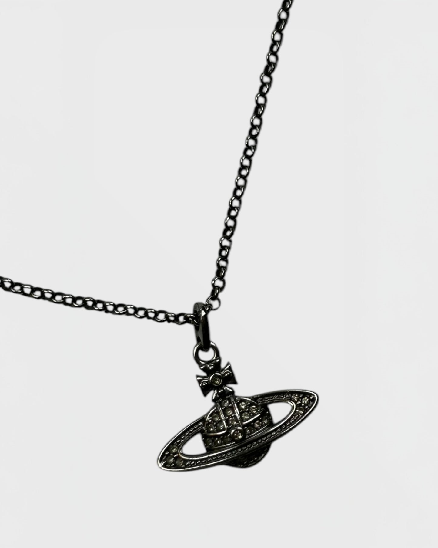 Vivienne Westwood necklace / collier