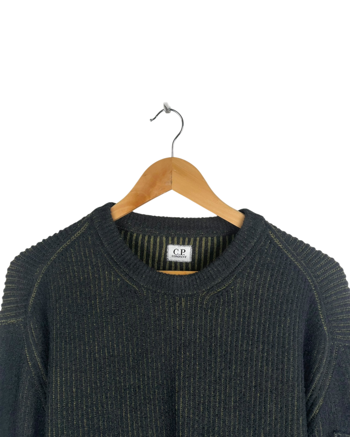 C.P. Company pull