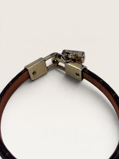 Louis Vuitton bracelet à charms speedy
