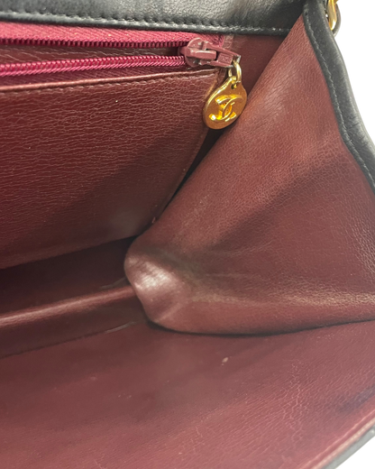 Chanel sac bandoulière cuir noir