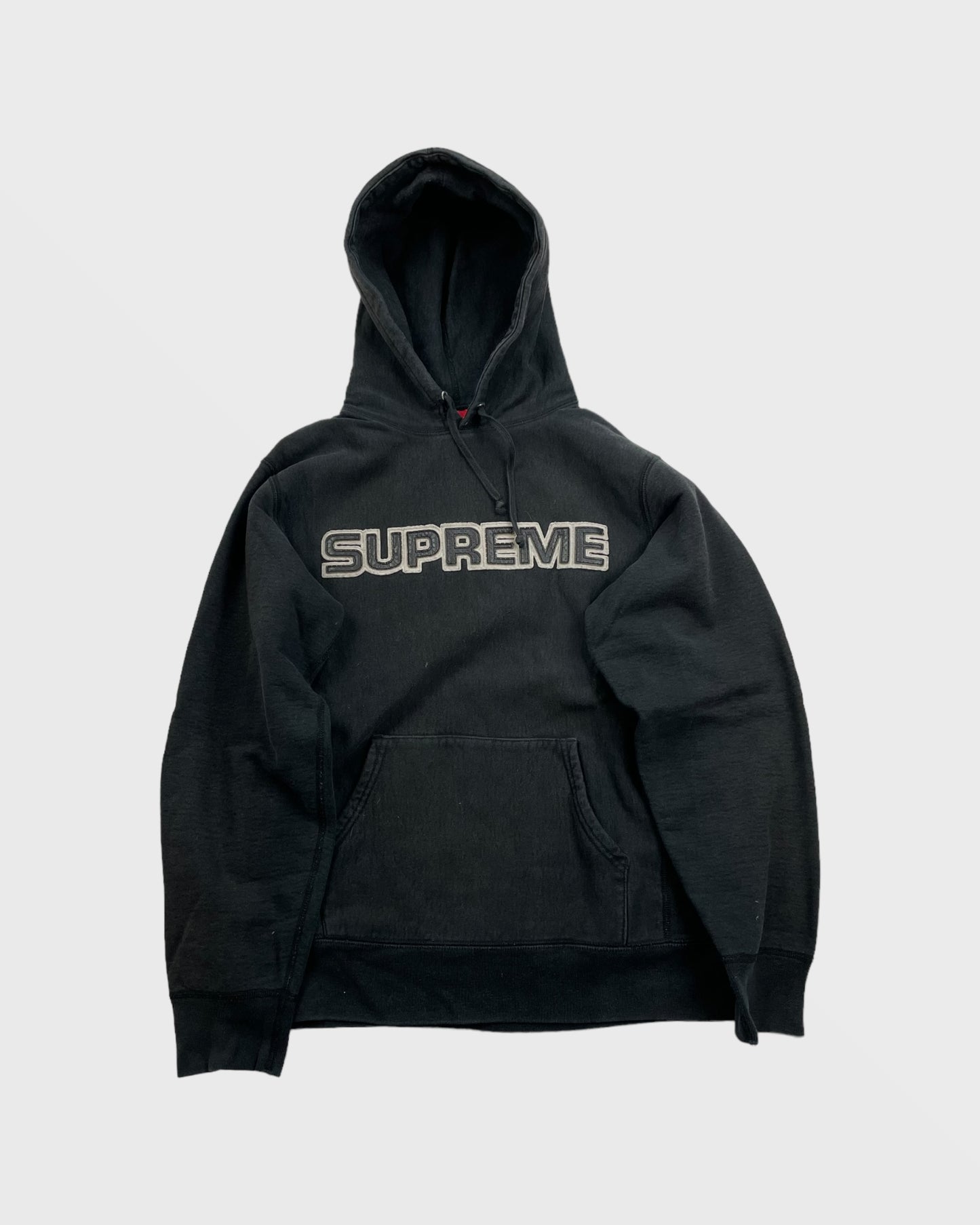 Supreme hoodie / pull (M)