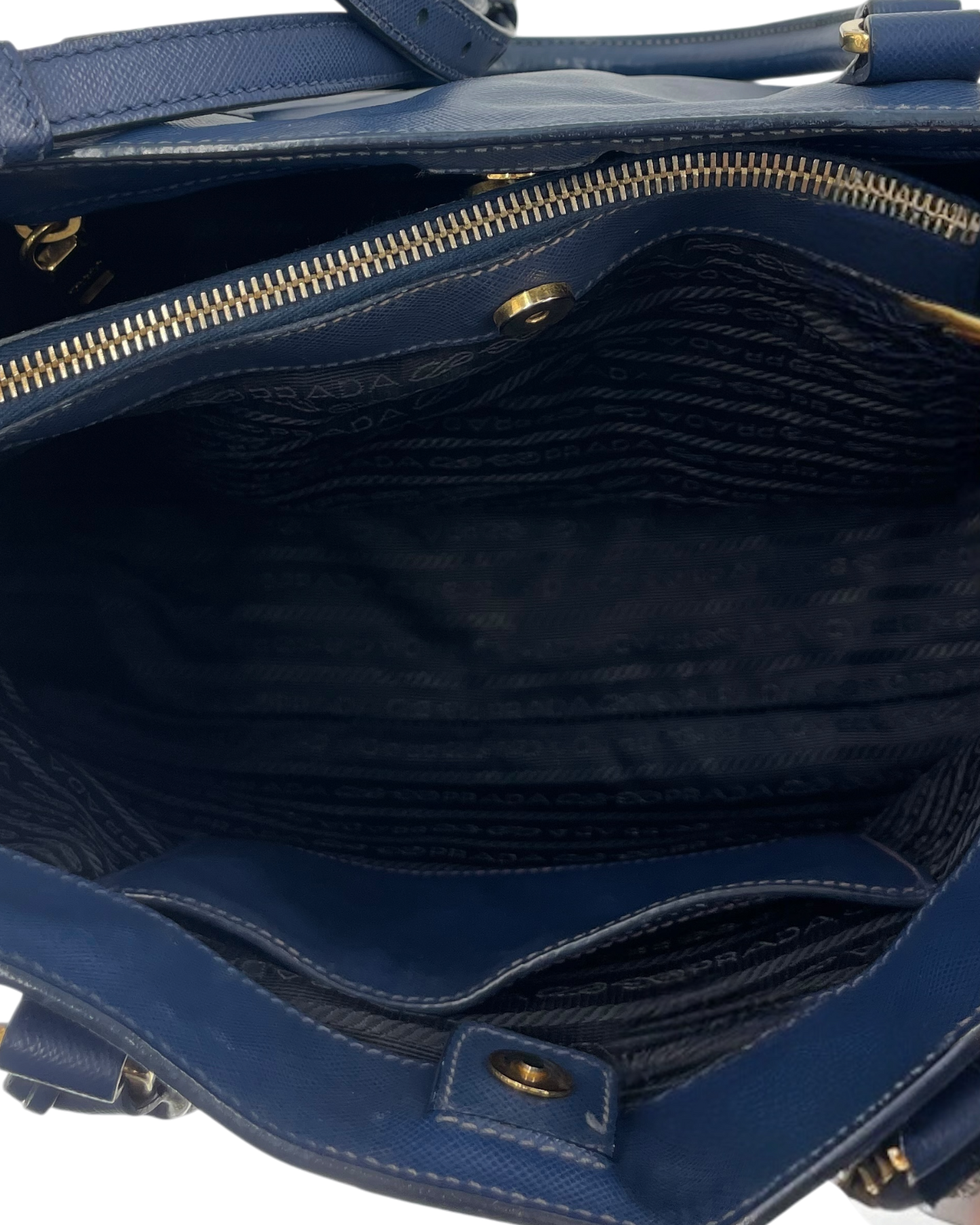 Prada sac à main avec bandoulière