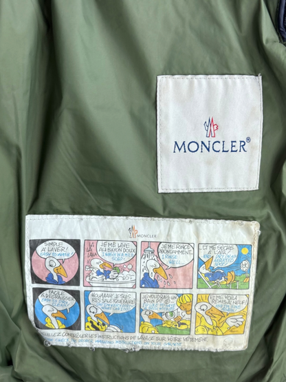 Moncler doudoune sans manches à capuche