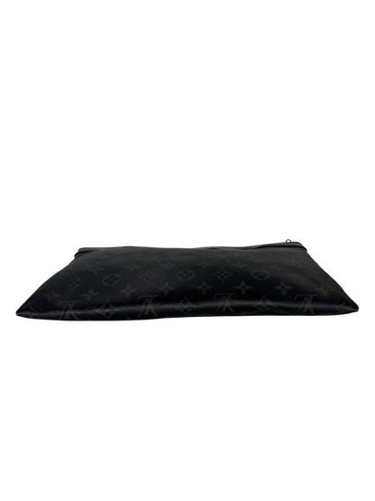 Louis Vuitton Pochette Voyage Monogramme noir