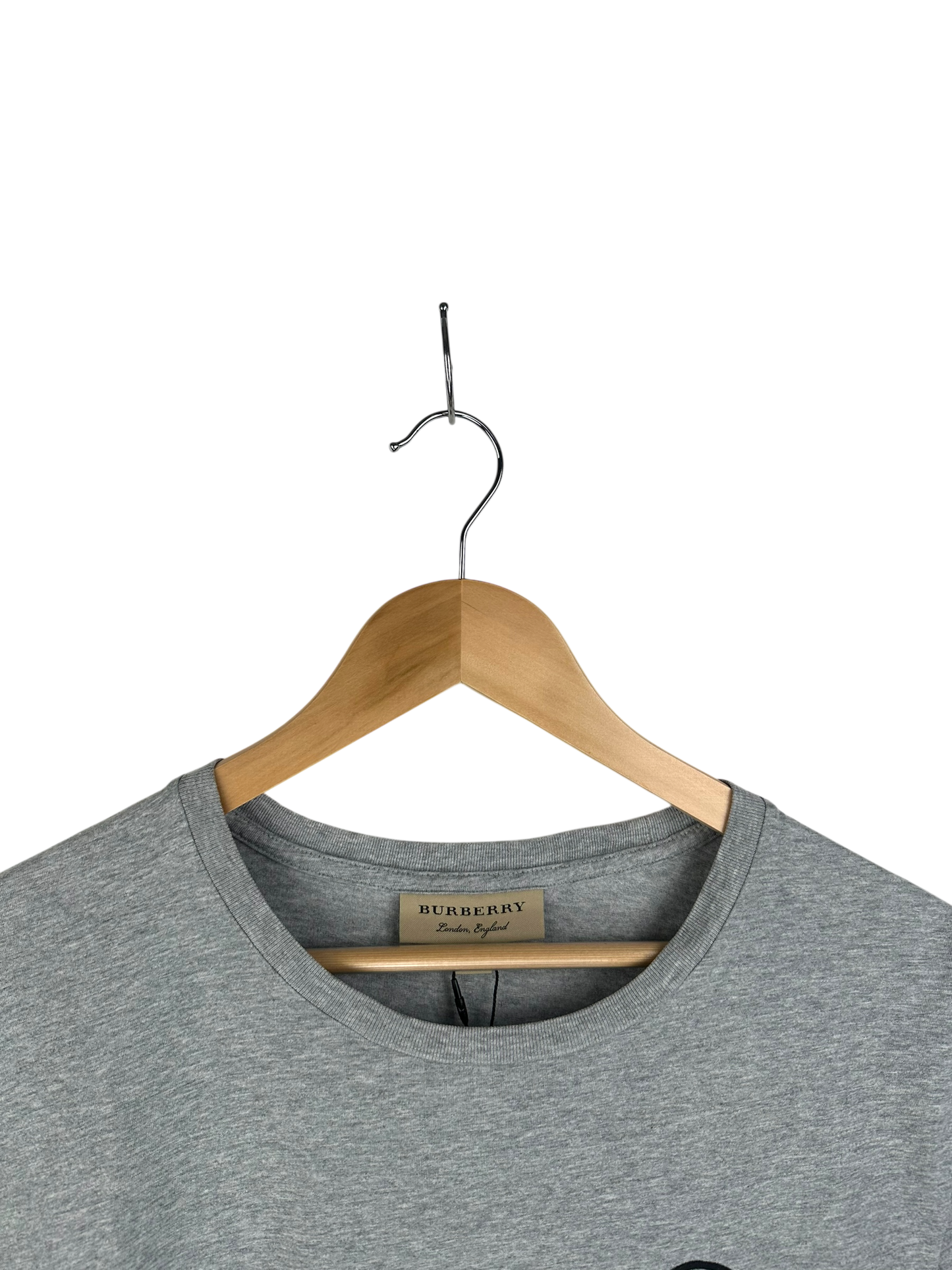 Burberry t-shirt