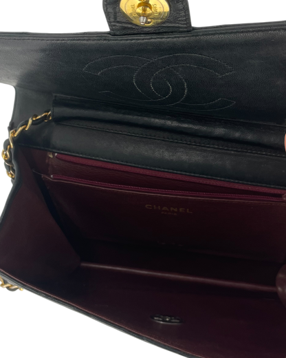 Chanel sac bandoulière cuir noir