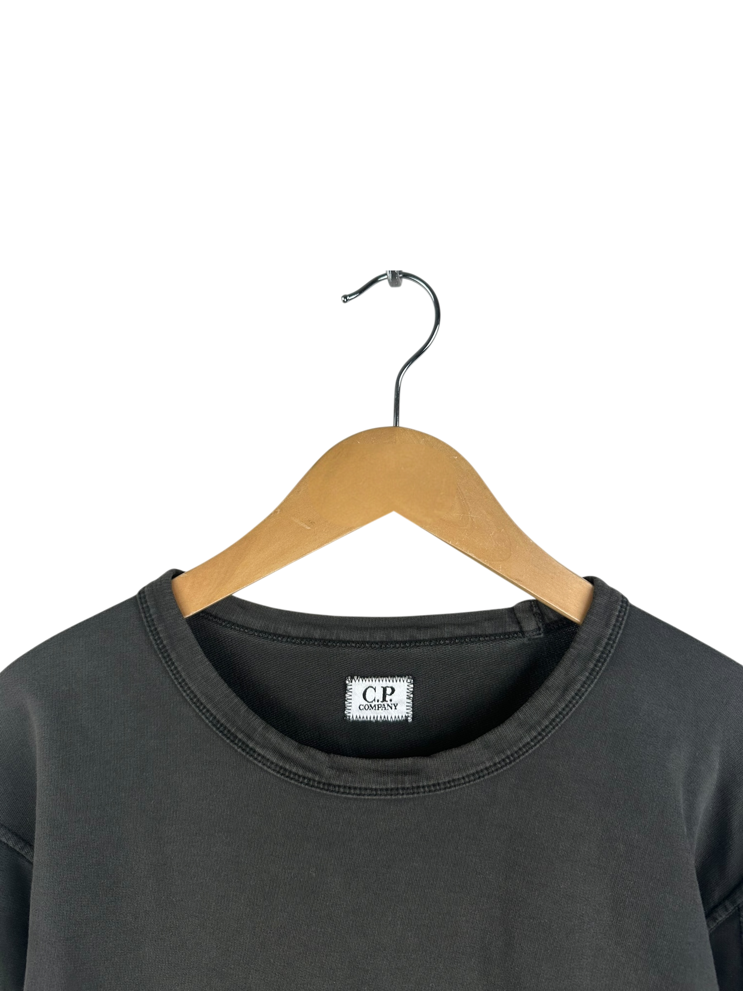 C.P Company pull