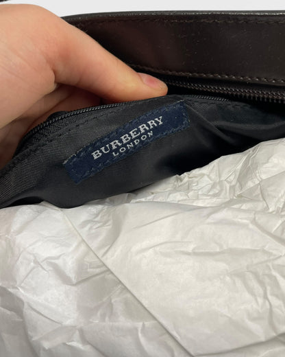 Burberry baguette bag