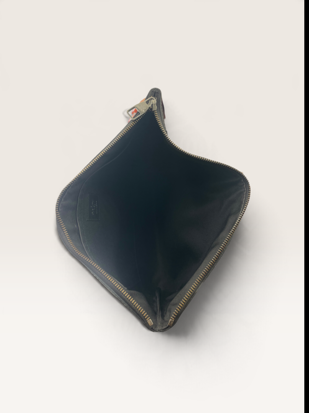 Louis Vuitton Pochette Apollo monogramme