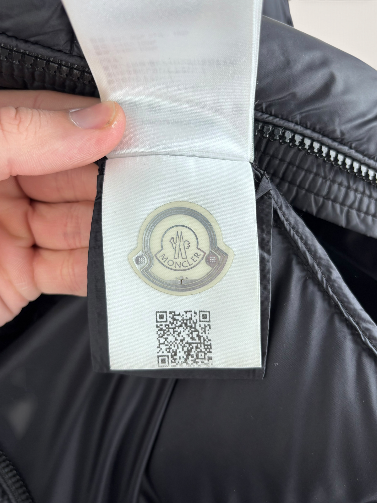 Moncler Doudoune cintrée femme