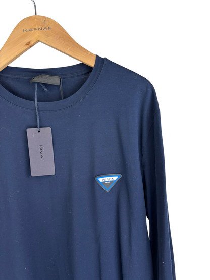 Prada Pull