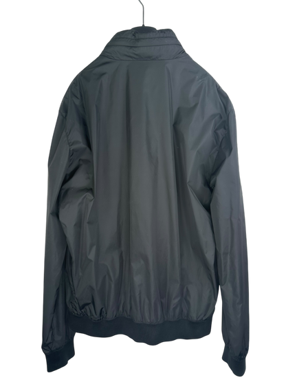 Gucci veste