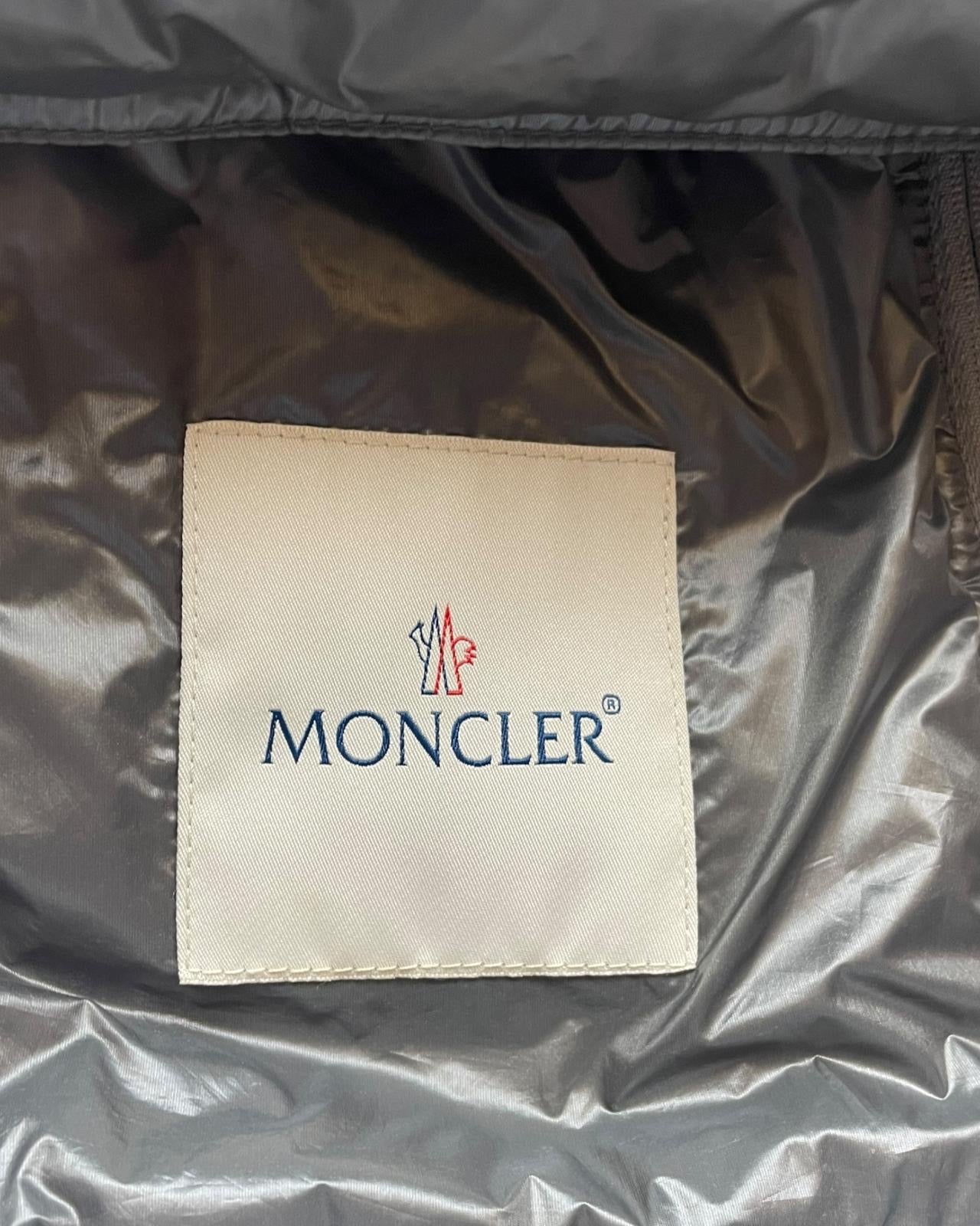 Moncler doudoune sans manche / puffer (XS)