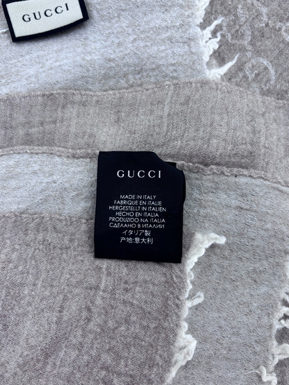 Gucci châle beige