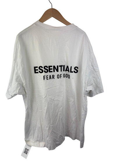 Essentials fear of god Tshirt