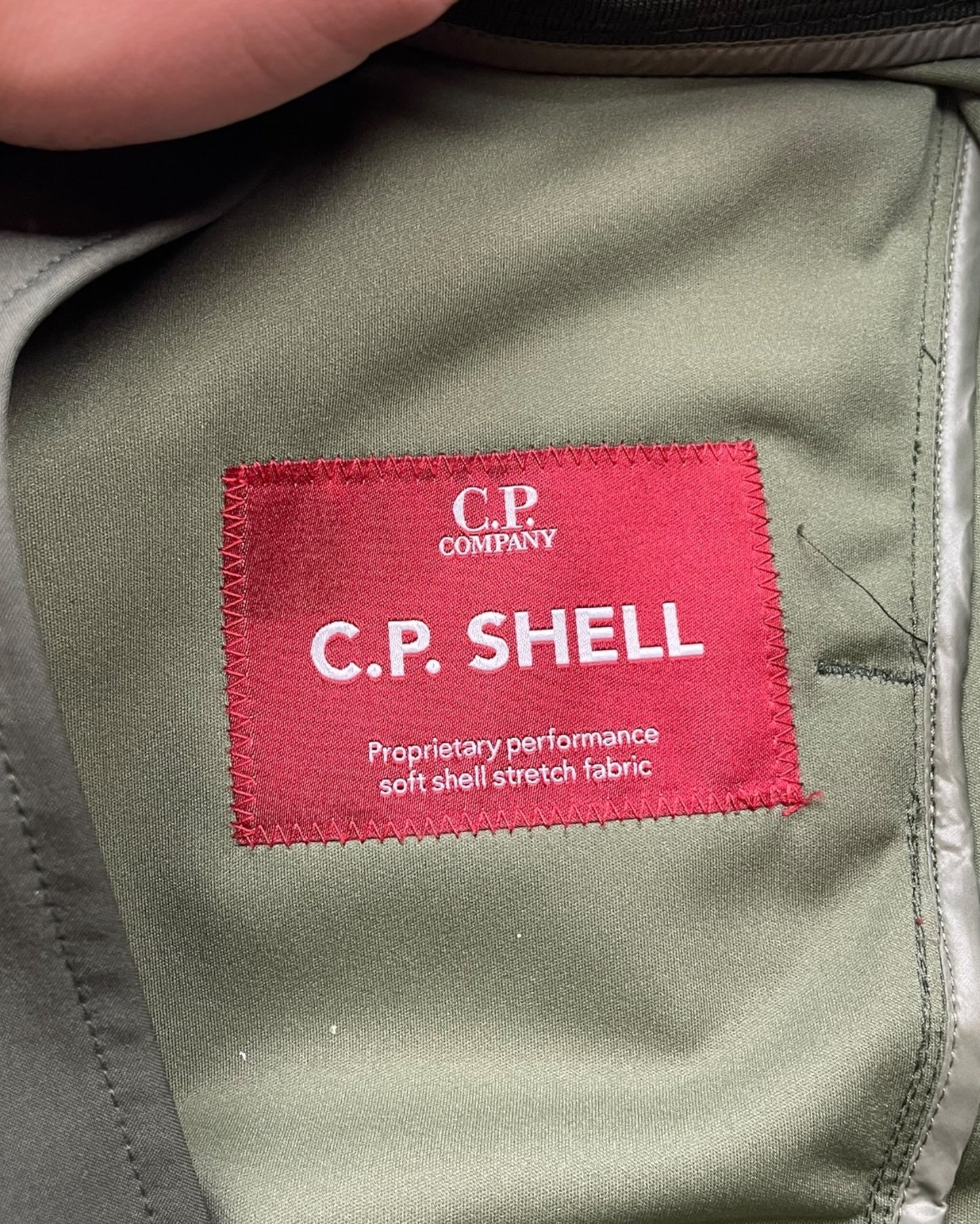 C.P company softshell kaki (L)