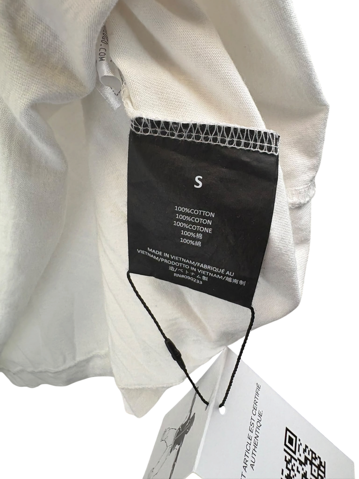 Essentials fear of god Tshirt