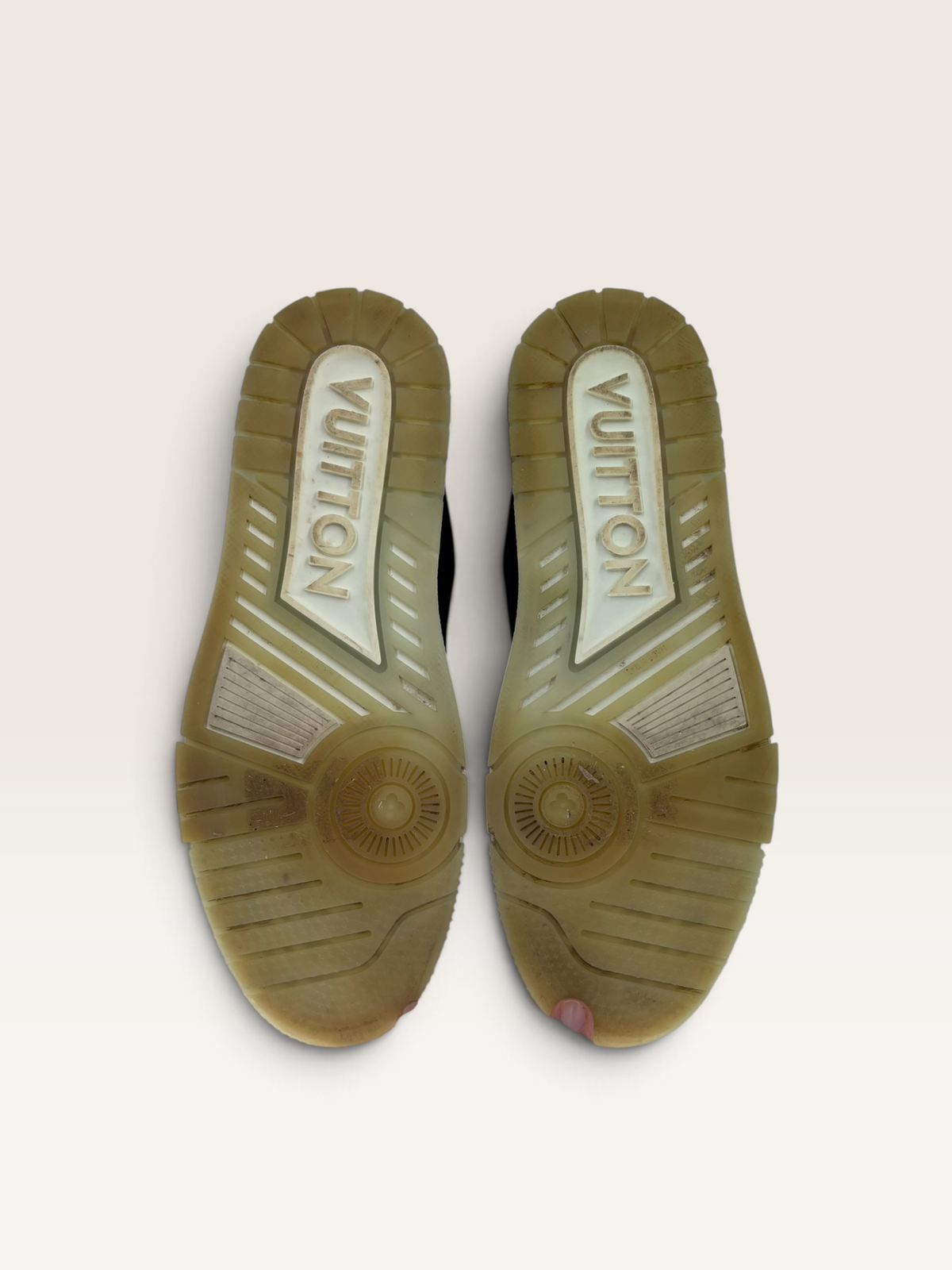 Louis Vuitton Basket Trainer 40 monogramme