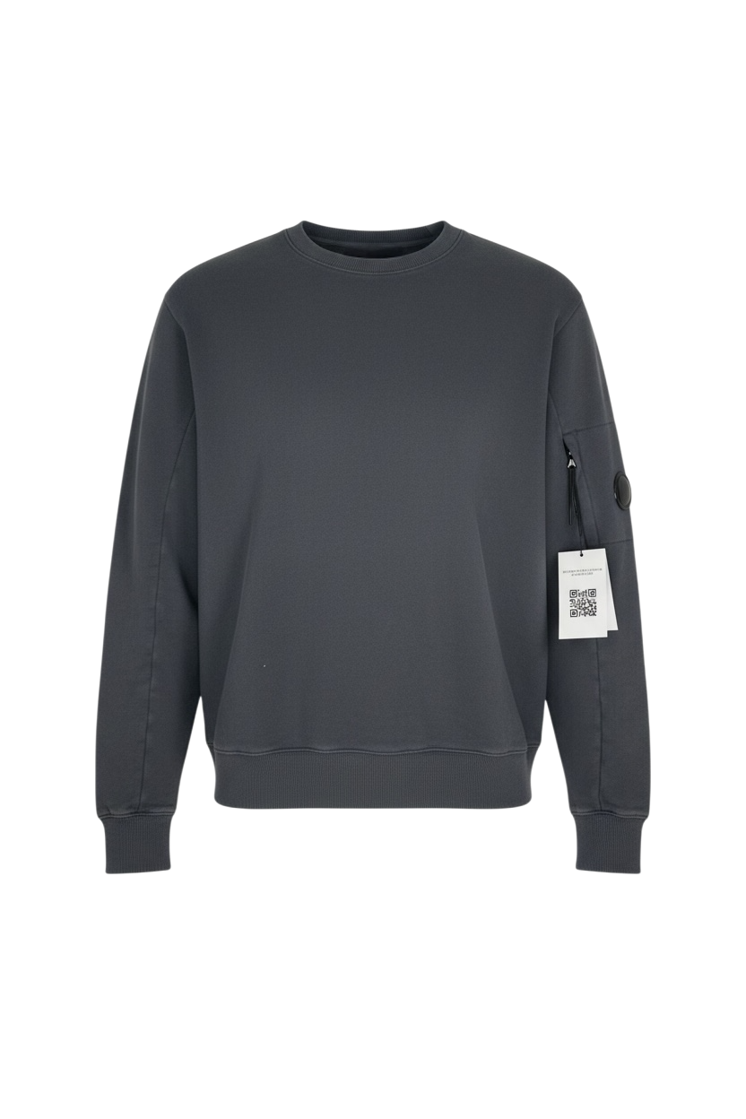 C.P Company Pull
